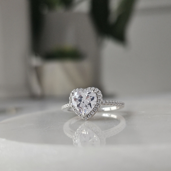 Elegant Heart Halo Ring, 925 Sterling Silver, Size Valentines Gift Charmed Aroma - Picture 6 of 9